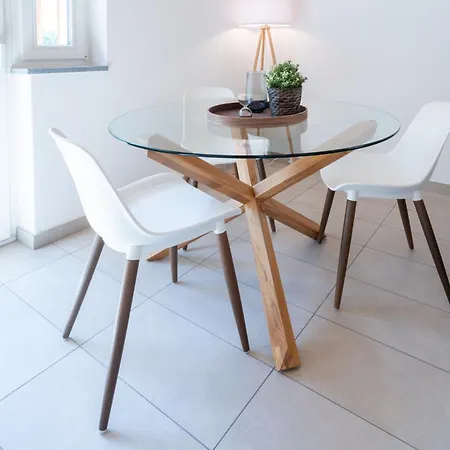 Apartment Schoene An Toplage Mit Gratis Parkplatz!