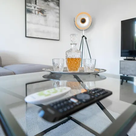 Schoene An Toplage Mit Gratis Parkplatz! Apartman *