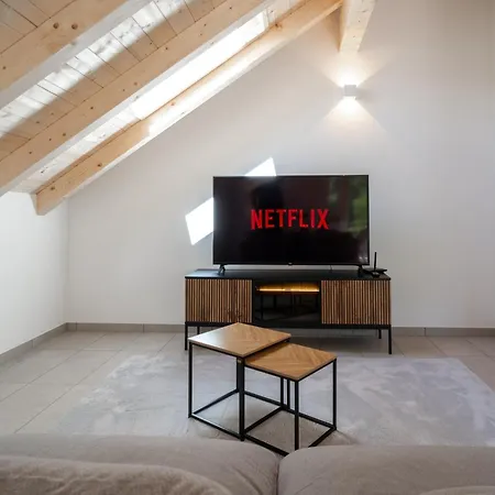 Schoene An Toplage Mit Gratis Parkplatz! Apartment