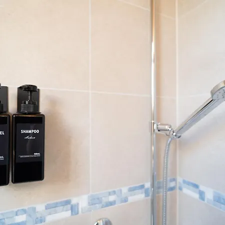 Apartman Schoene An Toplage Mit Gratis Parkplatz! Gambarogno