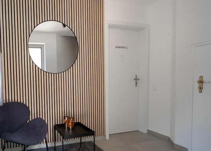 Schoene An Toplage Mit Gratis Parkplatz! *