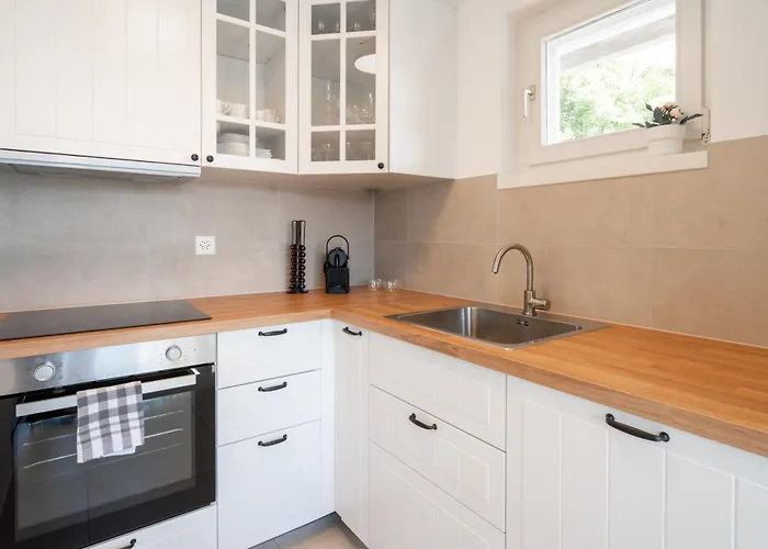 Apartment Schoene An Toplage Mit Gratis Parkplatz! Gambarogno