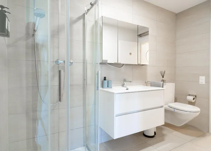 Schoene An Toplage Mit Gratis Parkplatz!