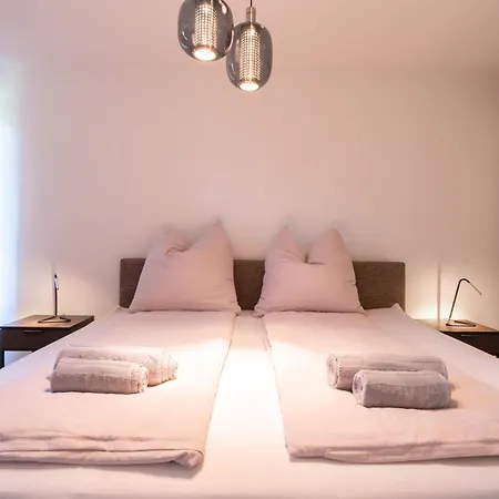 Apartment Schoene An Toplage Mit Gratis Parkplatz! *