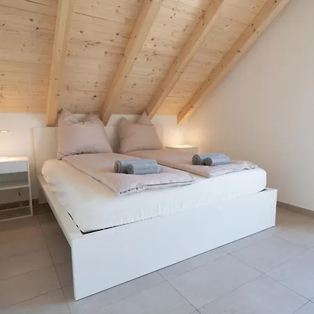 Schöne An Toplage Mit Gratis Parkplatz! Gambarogno