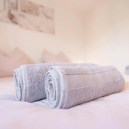 Schöne An Toplage Mit Gratis Parkplatz!